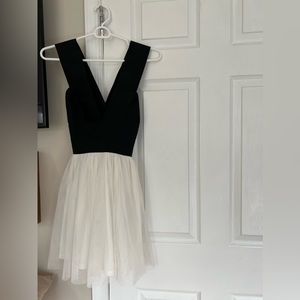 Formal/semi formal short dress